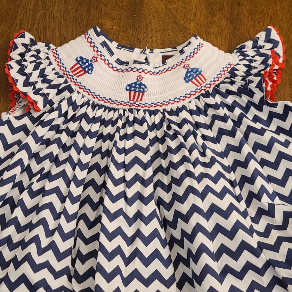 NWOT patriotic cupcake Lil Cactus dress.